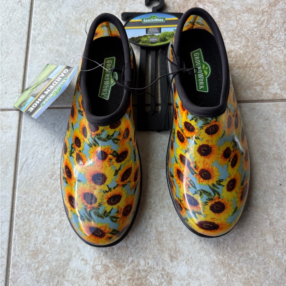 Groundwork Women's Sunflower Garden Clogs - Yellow Floral